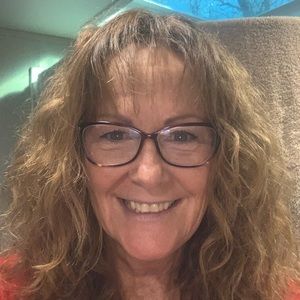 Meet your Posher, Valerie